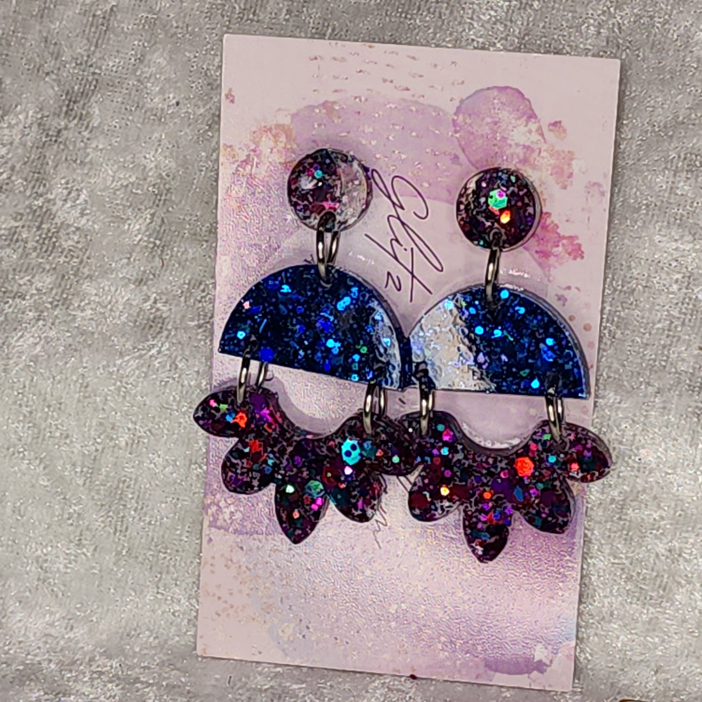 Arched Daisy #11 Dangle Earrings