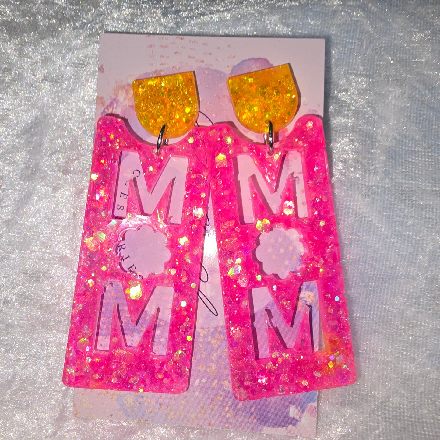 Mum Dangle #31