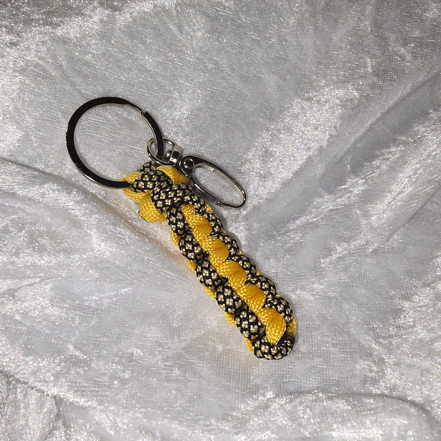 Paracord Keyring #110