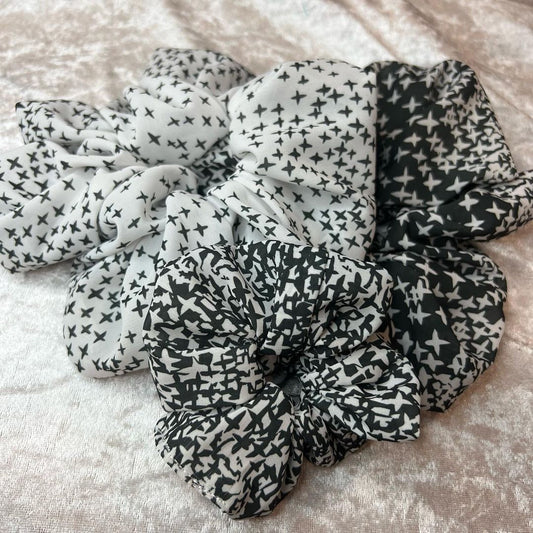 Black & White Stars Scrunchie